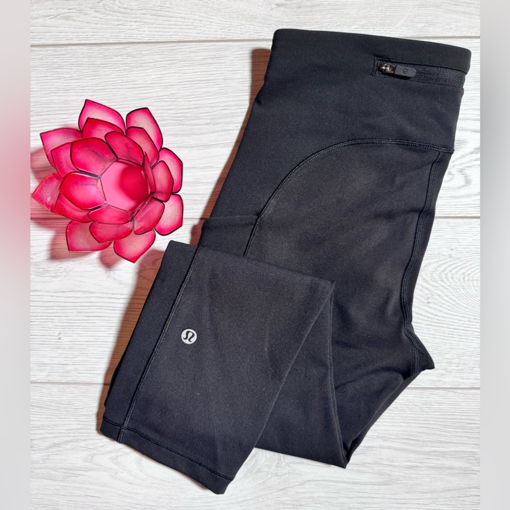 Lululemon Speed Up Crop 21” - Size 4 - Black